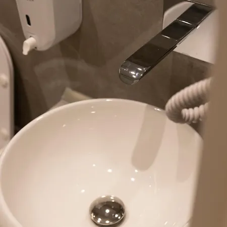 Albatros & Ξενοδοχείο 4*