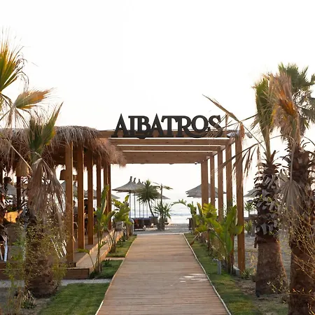 Ξενοδοχείο Albatros & Rrogozhine