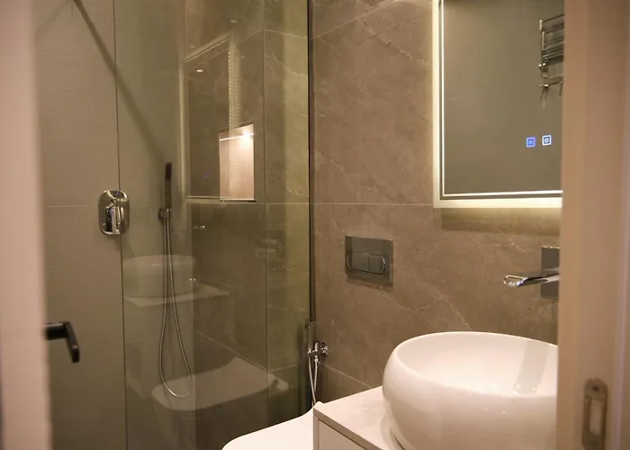 Hotel Albatros & Rrogozhine